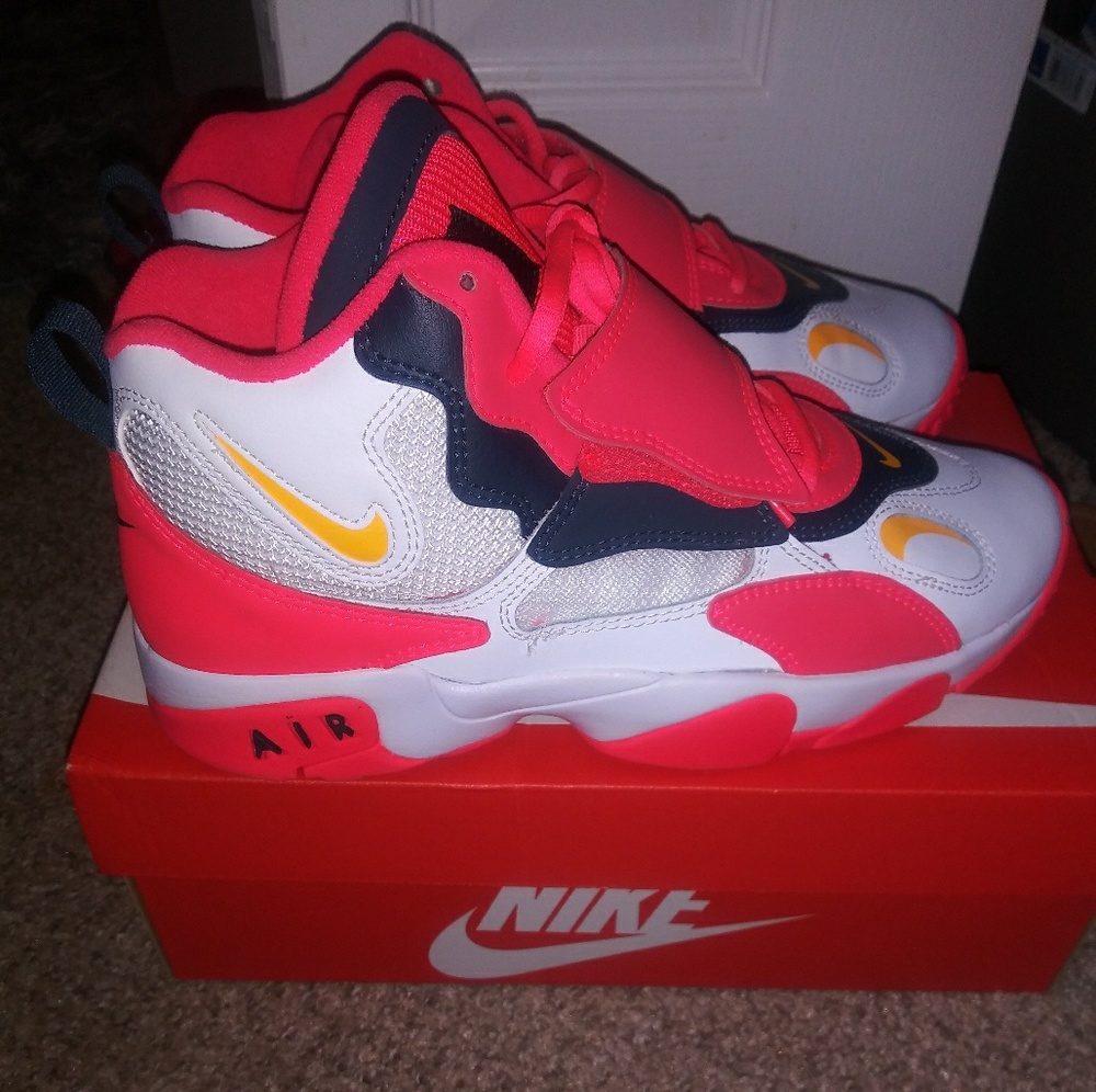 Nike Air Speed Turf